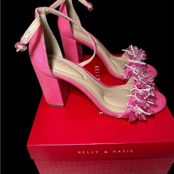 NWT Kelly & Kate Hasana Sandal - Picture 5 of 8
